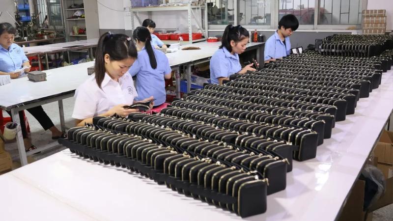 Verified China supplier - Dongguan Langqin Leather Hardware Co., Ltd.