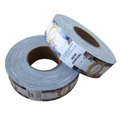 China Recycled Roll Custom Garment Paper Hangtags With Artwork Printing Manufacturer for sale