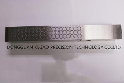 Chine Taille de pièces de moulage par injection de la précision SKH51 polissant la tolérance de 0.001mm à vendre