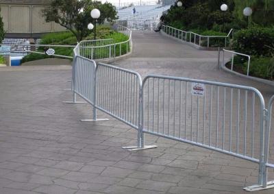 China Low Carbon Steel Wire Mesh Fence Panels Pedestrian / Crowd Control Barricades for sale