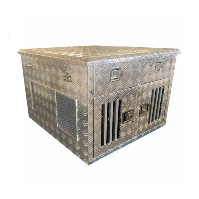 China Las cajas de perro de aluminio de encargo para cogen el camión, cajas de perro de aluminio de caza en venta