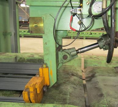 China La máquina del cortador del esquileo del acero de la alta precisión modificó el peso para requisitos particulares en venta