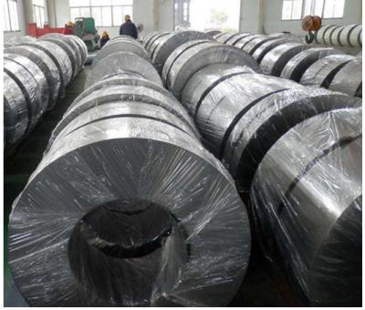 Chine Bobine en acier galvanisée plongée chaude Slitted de 0,4 x 102 millimètres pour la poutre ISO9001-2008 de C à vendre