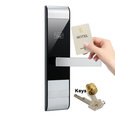 Chine Serrures de porte de carte de l'hôtel 4.8V de serrures de porte de carte principale d'hôtel de RFID basses à vendre