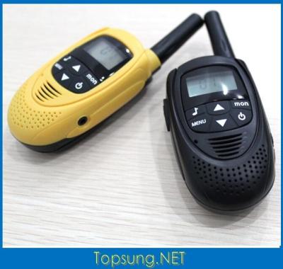 China T228 3 way walkie talkie twoway radios for sale