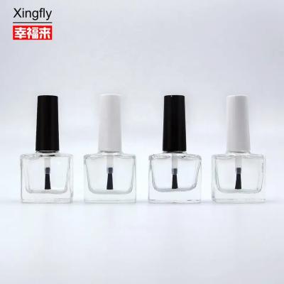 China 8ml botellas de esmalte de uñas transparentes pintura de revestimiento diseño moderno y elegante en venta