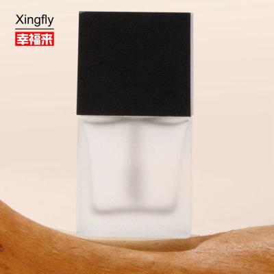 China Compact Empty Gel Bottle 10ml Gel Nail Polish Bottles Spray Coating for sale