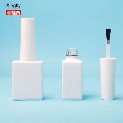 Chine Bouteille de gel en verre vide personnalisable Mini blanc Pour l'industrie de la beauté à vendre