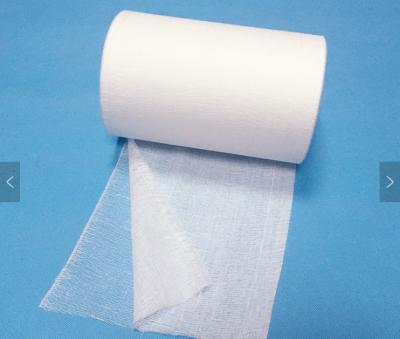 China Soft Medical Gauze Rolls with CE Certification and White Color for sale