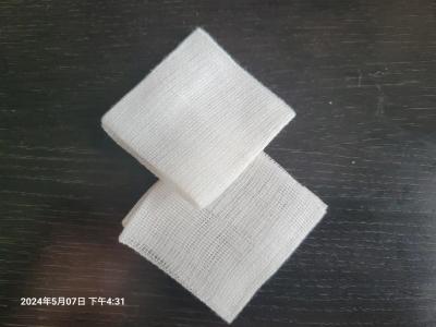 China Soft Absorbency Medical Gauze Swab for Medical Applications 8/12/16 Ply for sale