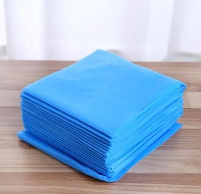 China Médicos quirúrgicos impermeables disponibles cubren respirable no reutilizable de los Bedsheets en venta