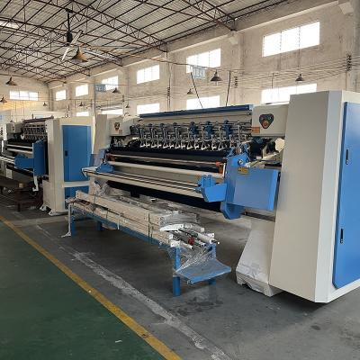 China 1200rpm Industrial Quilting Machine High Speed Computerized Chain Stitch For Quilts And Comforters for sale