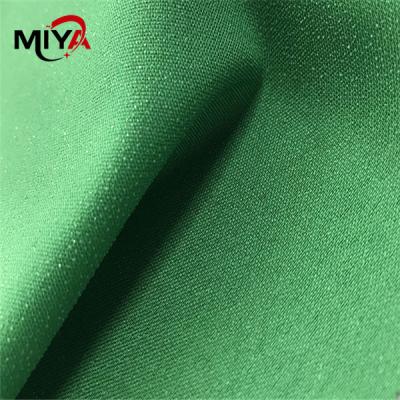 Chine Couleur armure toile le polyester 100% de interlignage tissé de 30D 50D 75D à vendre