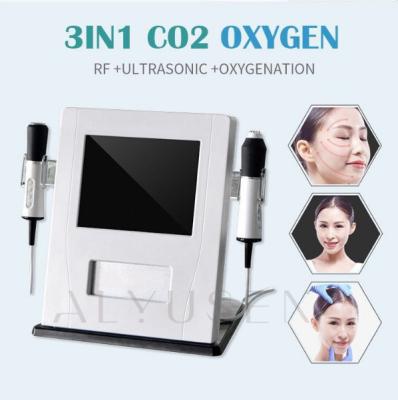 China 3 en 1 burbuja del CO2 de Jet Facial del oxígeno de la máquina de la belleza del Hydra Exfoliate el equipo en venta