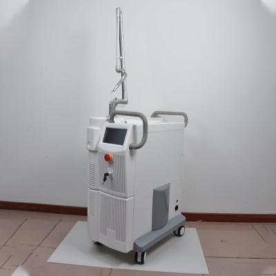China Skin Tightening CO2 Fractional Laser Machine for sale