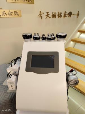 中国 2024 6 In 1 40K Ultrasonic Vacuum Cavitation System Radio Frequency Laser Lose Weight Machine For Spa 販売のため