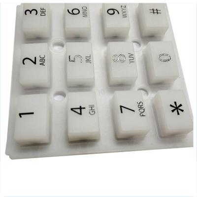 Chine Multi Cavity Silicone Injection Molding Nbr Hnbr Small Transparent Conductive Digital Key à vendre