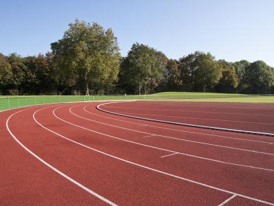 China All Weather High Strength Eco Sports Flooring 13mm Thickness Running Track red for sale
