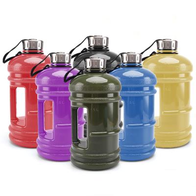 China 2.2L gimnasio personalizado 1 galón contenedores de plástico transparente botella de agua jarra libre de BPA en venta