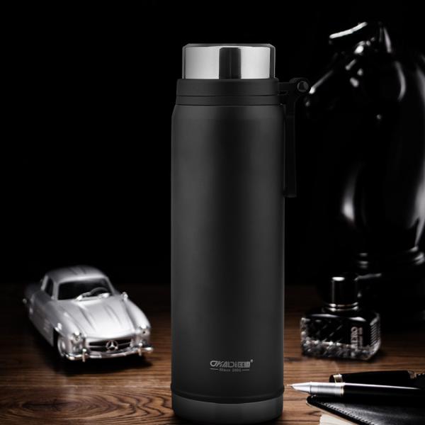 Quality 0.72L 0.9L 18/8 Stainless Steel Insulated Vacuum Sports Bottle 1 Litre 800ml 900 for sale