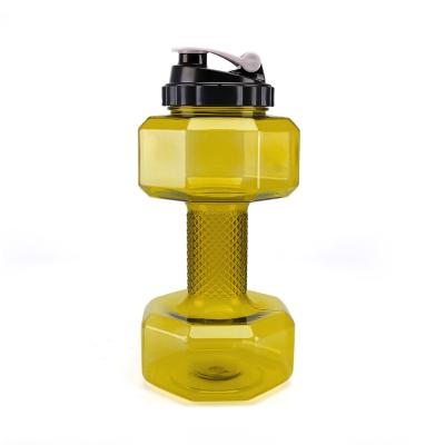 China 2.2L de alta calidad Material de PET de venta al por mayor Deportes Deportivos Dumbbell Gallon Shaker Deportes Botella de agua para gimnasio en venta