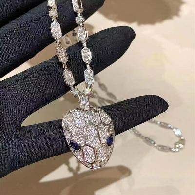 China Collar  personalizado de oro de 18 quilates para mujer, joyería de oro con diamantes, colgante de oro macizo en venta