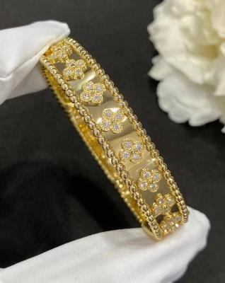 China Luxury Brand VCA Perlee Clover Bracelet 18K Yellow Gold Diamond Bracelet for sale