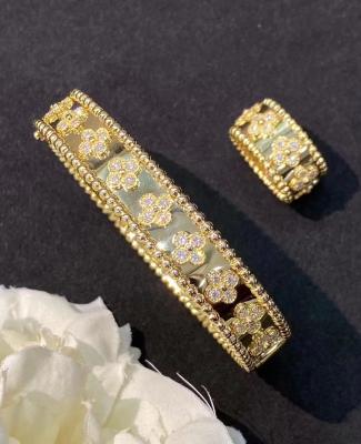 China Bracelete luxuoso modelo pequeno do ouro do diamante do ouro 18KT amarelo do bracelete dos trevos de Van Cleef & de Arpels Perlée à venda