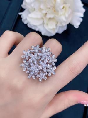 Chine Le carat blanc rond de total de Diamond Ring 16g de l'or 18K pèsent de vrais bijoux à vendre