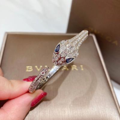 China  Serpenti 18K Gold Diamond Bracelet Mirror Quality Luxurious Brand for sale