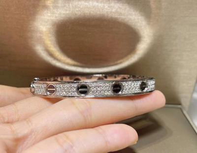 Китай Изумленные золотые ювелирные изделия из бриллиантов 18K с геометрическими узорами VS высокопрозрачные ювелирные изделия продается