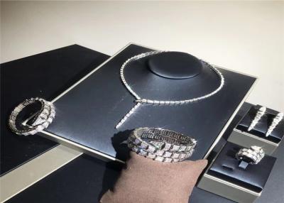 China diamante de la pulsera/del collar/del anillo/de los pendientes de  Serpenti del oro blanco 18KT pavimentado en venta