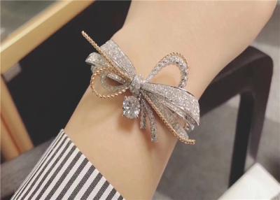 China Women'S 18K Gold Diamond Bracelet , Glamorous High End Custom Jewelry for sale