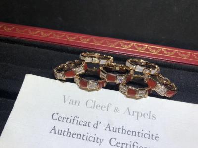 China Charming 18K Gold Diamond Ring ,  Serpenti Viper Ring With Mother Of Pearl  luxury jewelry handmade for sale