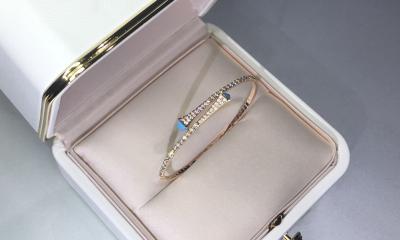 China Joia feita sob encomenda do bracelete da joia da forma do DIAMANTE do OURO de MARLI 18K à venda