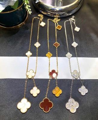 China Oro amarillo del corchete invisible de la referencia de Alhambra Van Cleef Jewelry VCA en venta