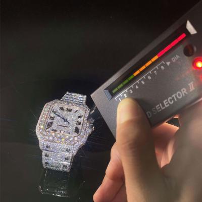 China Männer Eis-Würfel-Schmuck Vvs-Schwarzes Moissanite Diamond Bust Down Watch Luxury zu verkaufen