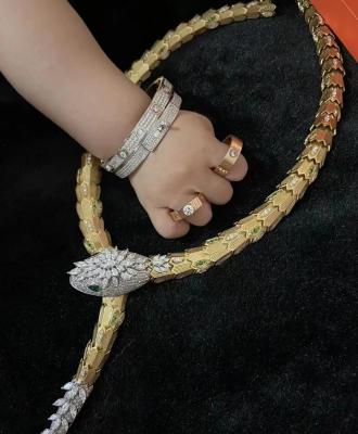 China Mirror  Custom 18K Gold Jewelry Serpenti 18kt Gold Diamond Necklace for sale