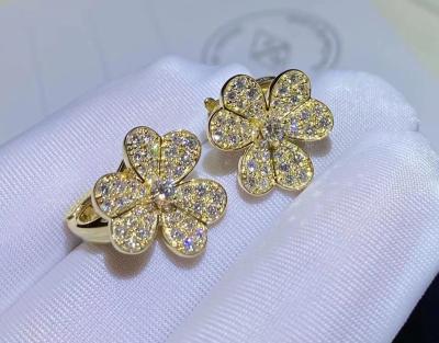 China Pure 18K Yellow Gold Van Cleef Diamond Flower Earrings Vvs 1.61ct 100% Mirror for sale