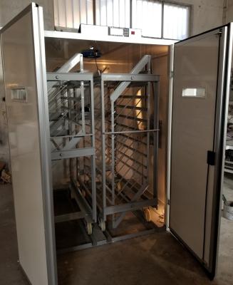 Chine Machine automatique d'incubateur d'oeufs de volaille de 9945 cailles pour les oeufs à couver 2200W à vendre