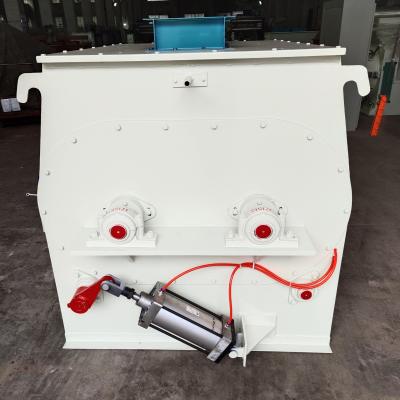 China 2 Ton Pig Horse Fish Feed Mixer Machine 18.5kw for sale