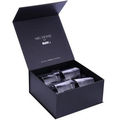 China El libro de lujo de encargo formó las cajas de regalo de cristal de papel rígidas de Box Packaging Magnetic del vaso con EVA Foam Insert en venta