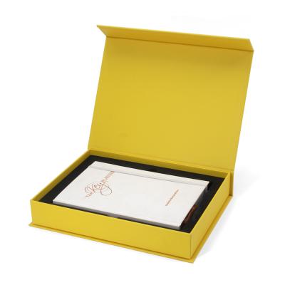 China Customized Luxury Rigid Magnetic Notebook Gift Box Packaging With EVA Foam Insert for sale