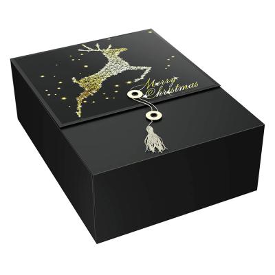 China Custom Color Design Creative Christmas Holiday Gift Box for sale