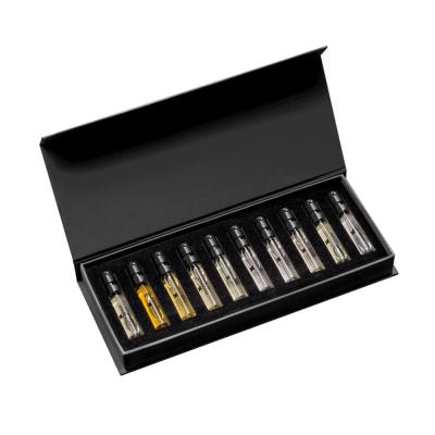China Custom Luxury 5ml 15ml Perfume Roll on bottle Packaging Box en venta