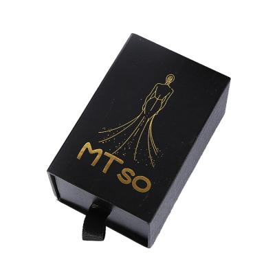 China A caixa de presente luxuosa do papel do estilo da gaveta com a inserção preta da esponja projeta à venda