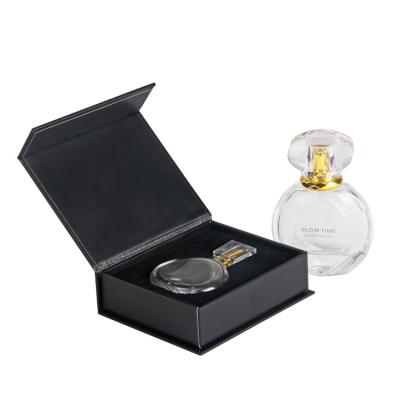 China Caixa de empacotamento do fechamento magnético preto feito sob encomenda para a embalagem do perfume à venda