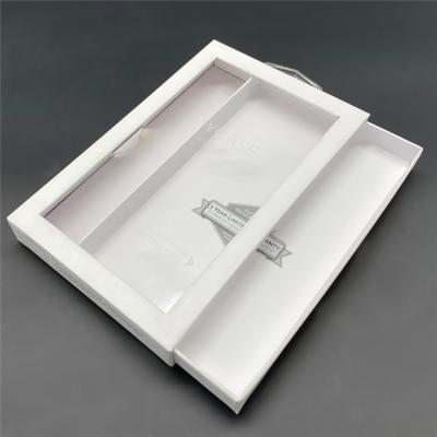 China Luxury White Packaging Box For Phone Case With Handle for sale