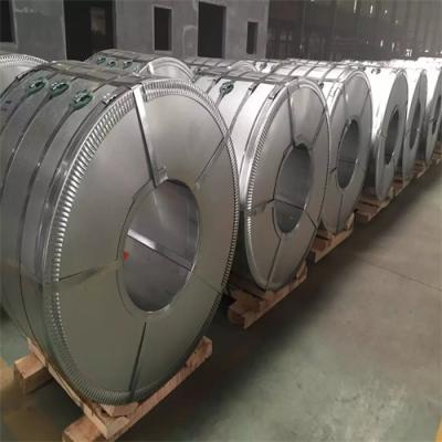 China Grote Spangle gegalvaniseerde ijzer spoel 3-8 ton gewicht Te koop