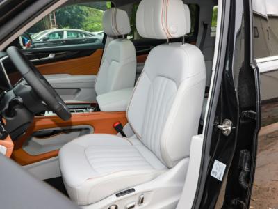 Chine camions commerciaux résistants FAW J6L de tracteur de 240Hp 5690mm Sinotruk à vendre